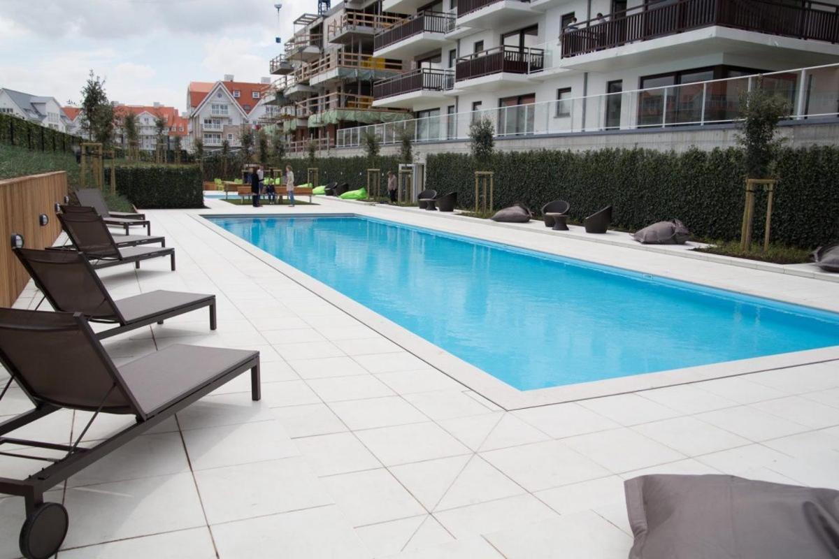 Sailors Beach VI Villa Jalina Verwarmd Zwembad In Het Hoogseizoen นิวว์ปอร์ท ภายนอก รูปภาพ